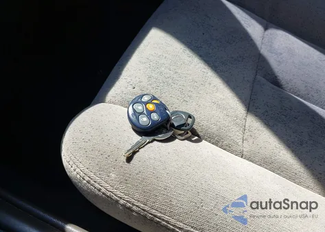 2000 Oldsmobile Intrigue Gl z USA, uszkodzony, nr VIN 1G3WS52H9YF221402